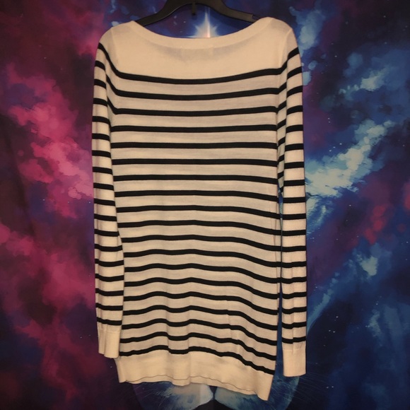 LOFT - polyester sweater - Picture 2 of 5